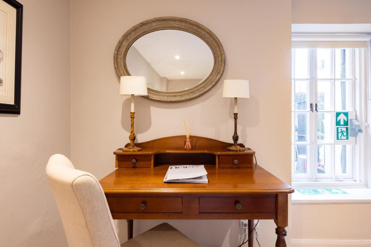 Knightsbridge Roof Garden 3* Londra